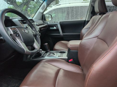 Used 2019 Toyota 4Runner Limited AWD/4WD image 8