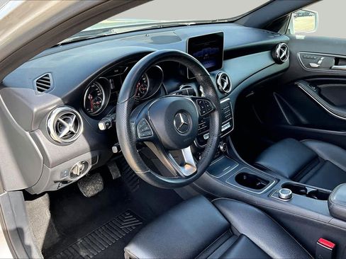 Used 2019 Mercedes-Benz GLA 250 image 18
