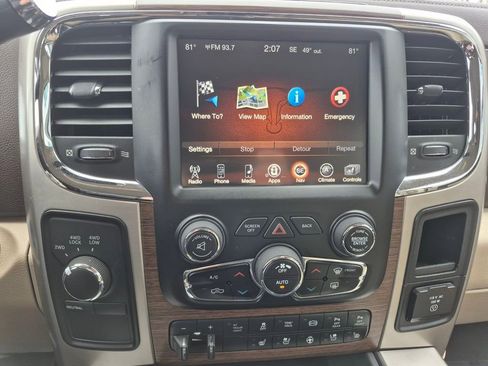 Used 2017 RAM 2500 Laramie w/ Convenience Group image 27