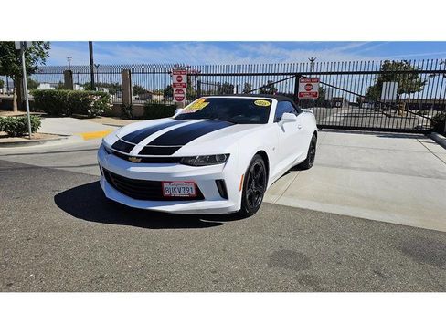 Used 2016 Chevrolet Camaro LT image 3