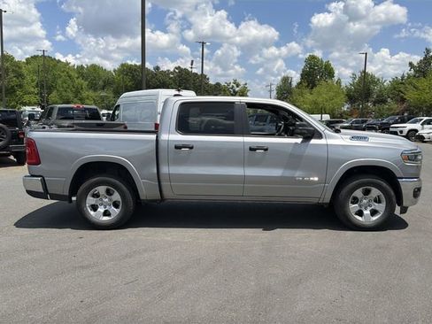 Used 2025 RAM 1500 Big Horn AWD/4WD image 13