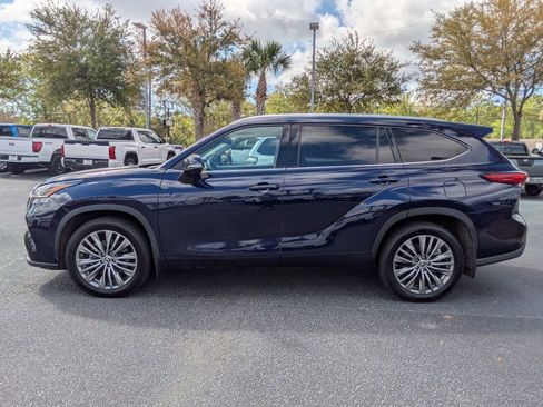 Used 2022 Toyota Highlander Platinum image 8