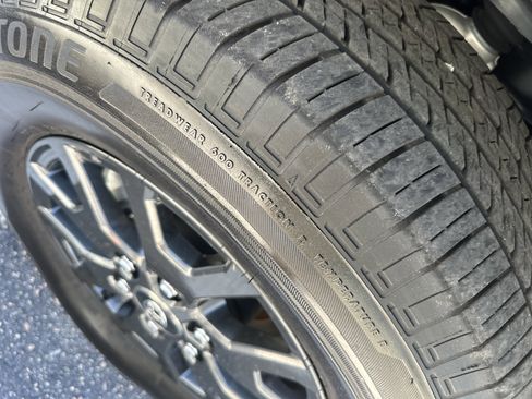 Used 2025 Toyota 4Runner SR5 image 5