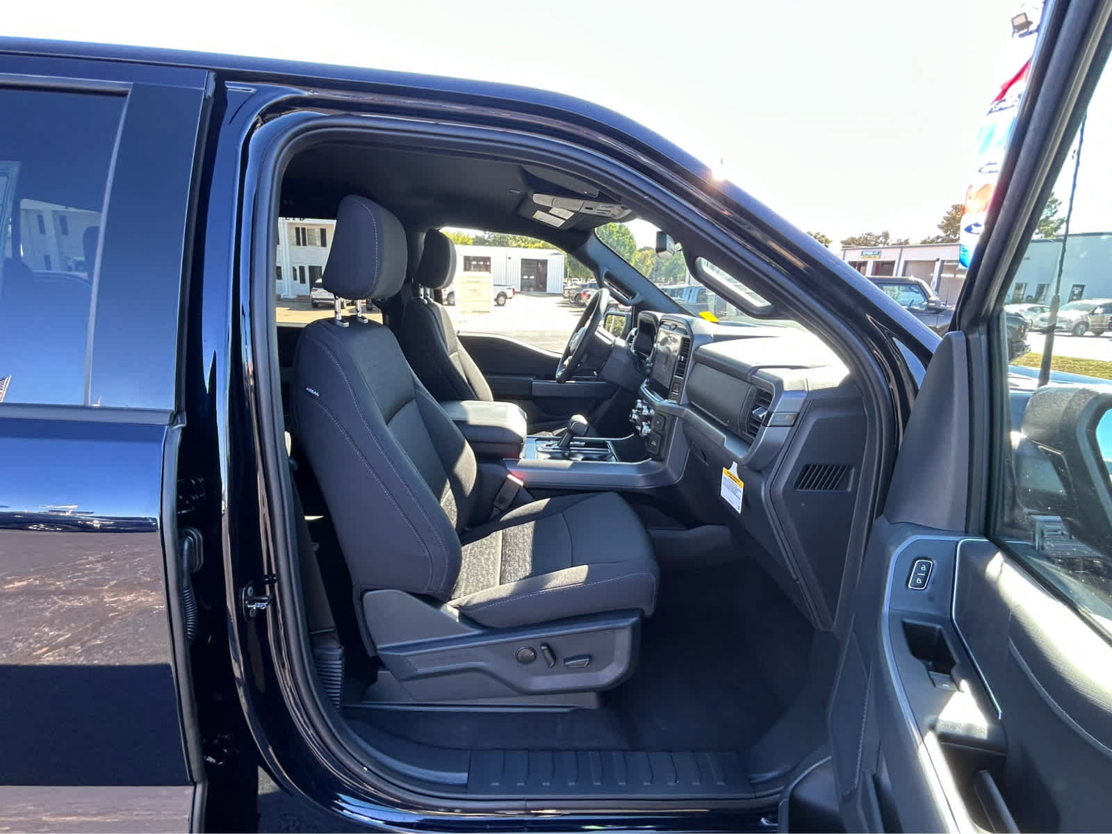 New 2026 Ford F150 XLT w/ Equipment Group 302A MID AWD/4WD image 12