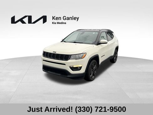 Used 2019 Jeep Compass Latitude AWD/4WD image 1