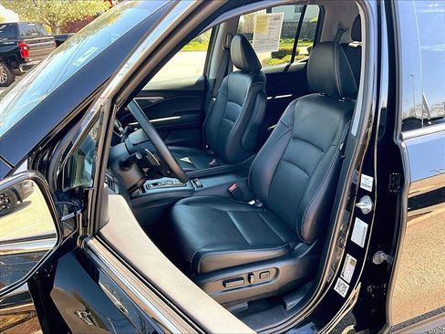 Used 2023 Honda Ridgeline RTL-E image 10