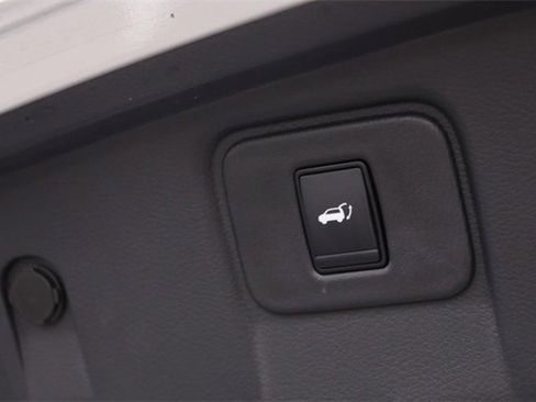 Certified 2024 Nissan Murano SL image 8