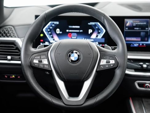 Used 2024 BMW X5 xDrive40i w/ Premium Package image 12