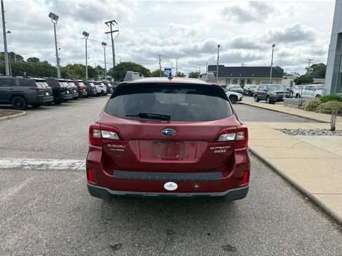 Used 2017 Subaru Outback 2.5i Limited AWD/4WD image 8