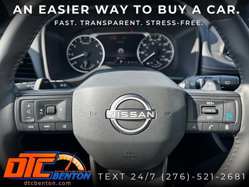 Used 2026 Nissan Rogue SV AWD/4WD image 14