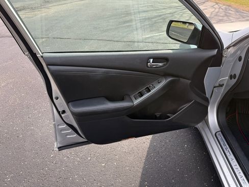 Used 2009 Nissan Altima 2.5 SL w/ SL Pkg image 7