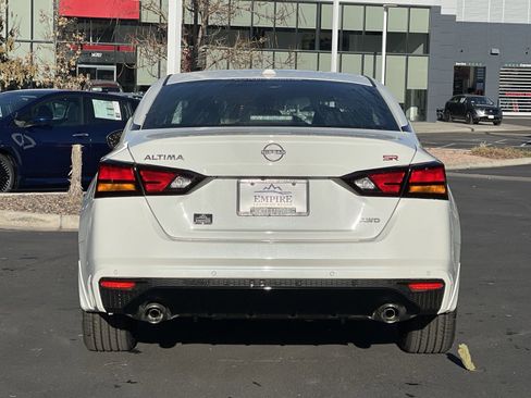 New 2025 Nissan Altima 2.5 SR w/ SR Premium Package image 6