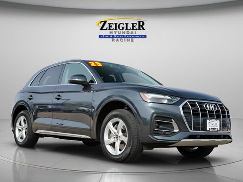 Used 2023 Audi Q5 2.0T Premium w/ Convenience Package AWD/4WD image 1