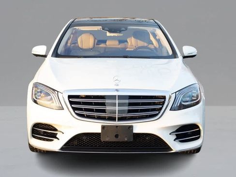 Used 2019 Mercedes-Benz S 560 4MATIC Sedan image 2