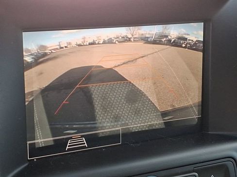 Used 2024 GMC Terrain SLE w/ Driver Convenience Package image 22