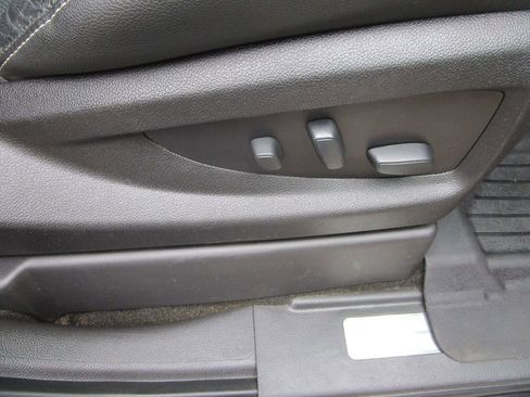 Used 2018 Chevrolet Silverado 1500 LTZ Z71 w/ Midnight Edition image 21