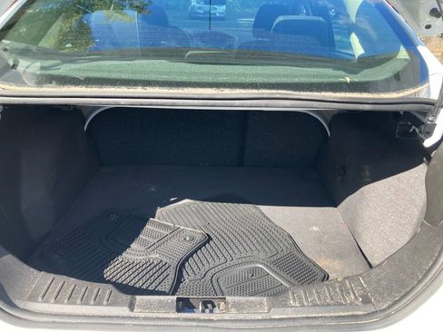 Used 2017 Ford Focus SE w/ Cold Weather Package image 27