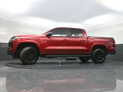 Used 2023 Chevrolet Colorado LT w/ LT Convenience Package II AWD/4WD image 29