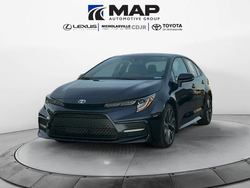 Used 2022 Toyota Corolla SE image 1