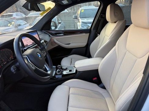 Used 2023 BMW X1 xDrive28i w/ Convenience Package image 3