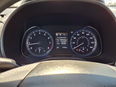 Used 2021 Hyundai Kona SE image 14