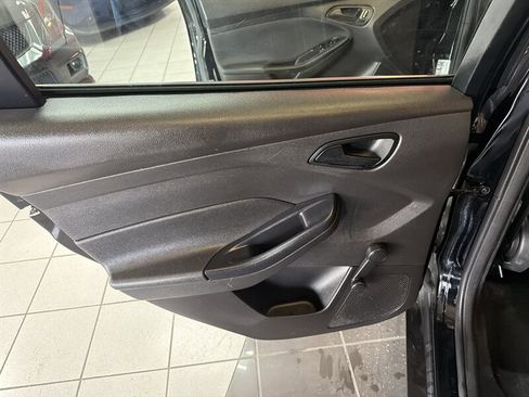 Used 2016 Ford Focus S image 19