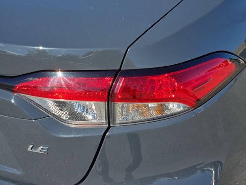 Certified 2025 Toyota Corolla LE FWD image 24