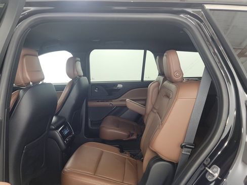 Used 2020 Lincoln Aviator Reserve w/ Elements Package Plus image 15