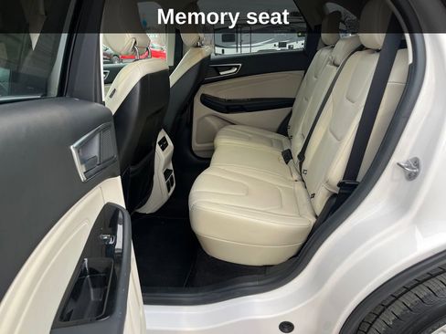 Used 2019 Ford Edge Titanium w/ Cold Weather Package image 16