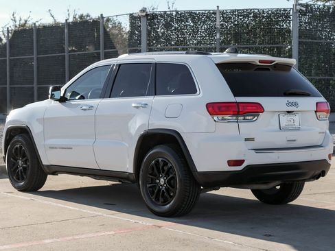 Used 2015 Jeep Grand Cherokee Limited w/ Luxury Group II image 11