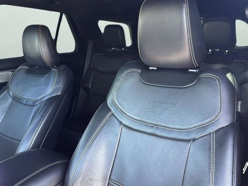 Used 2020 Ford Explorer ST w/ ST High-Performance Pack image 10