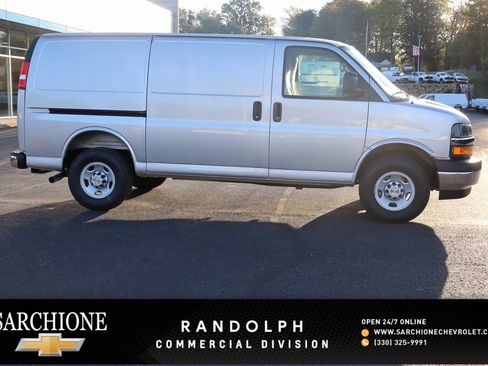 New 2025 Chevrolet Express 3500 w/ Driver Convenience Package image 1