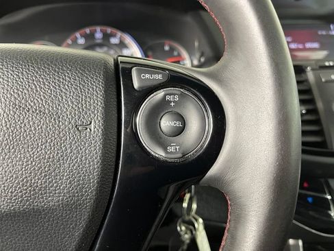 Used 2017 Honda Accord Sport Special Edition image 18