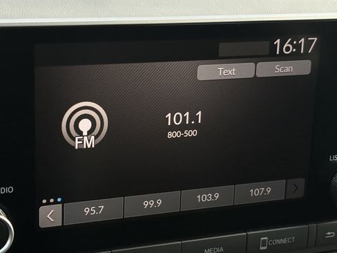 Used 2023 Honda Civic Sport image 7