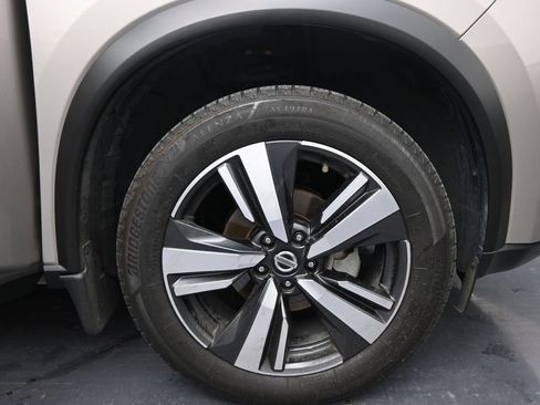 Used 2021 Nissan Rogue SL AWD/4WD image 36