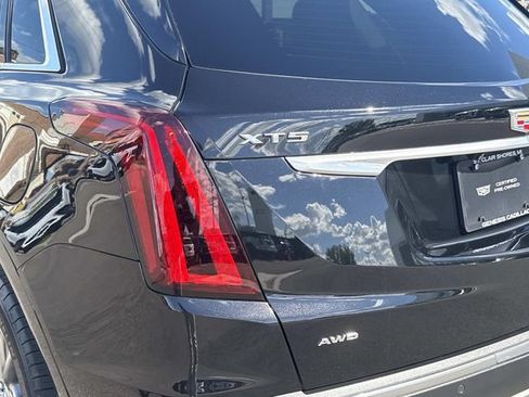 Used 2023 Cadillac XT5 Premium Luxury AWD/4WD image 9