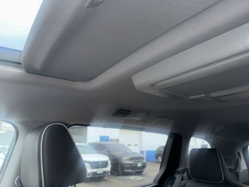 Used 2023 Honda Odyssey Elite image 10
