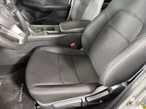 Used 2022 Nissan Sentra S image 12