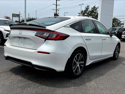 Used 2023 Honda Civic LX image 6