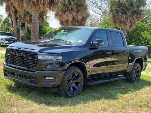 Used 2025 RAM 1500 Laramie w/ Sport Appearance Package AWD/4WD image 2