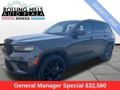 Used 2023 Jeep Grand Cherokee Altitude