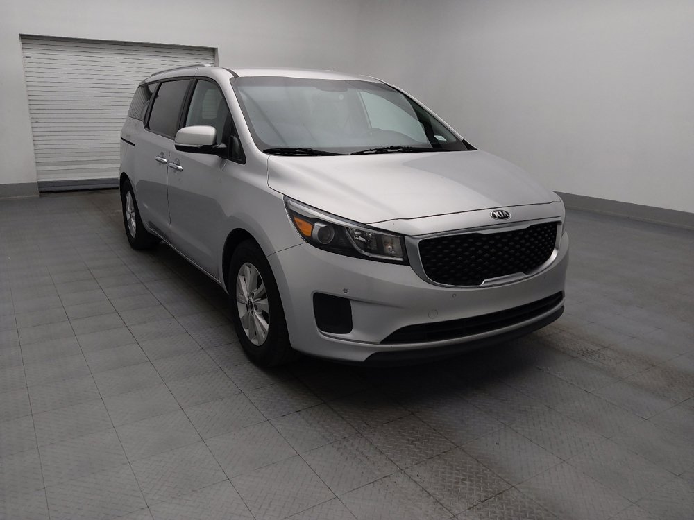 Used 2017 Kia Sedona LX w/ LX Essentials Premium Package FWD image 13
