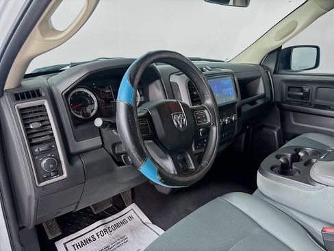 Used 2017 RAM 1500 Express AWD/4WD image 9