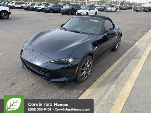 Used 2021 MAZDA MX-5 Miata Grand Touring image 1