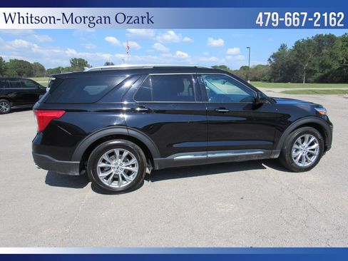 Used 2024 Ford Explorer Limited image 16