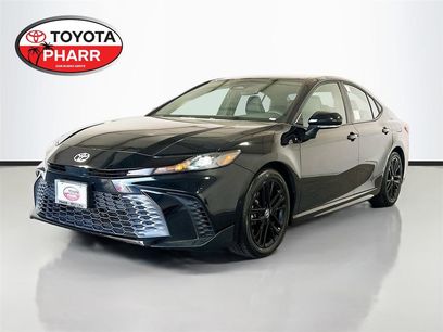 Used 2025 Toyota Camry SE w/ Multimedia Upgrade Package