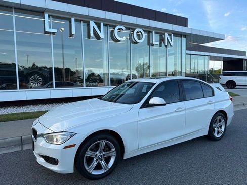 Used 2015 BMW 328i xDrive Sedan AWD/4WD image 1