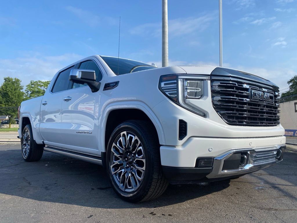 Used 2024 GMC Sierra 1500 Denali Ultimate AWD/4WD image 38