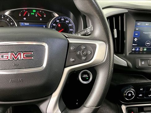 Used 2023 GMC Terrain SLE w/ Elevation Edition FWD image 11