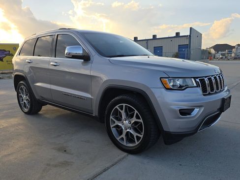 Used 2020 Jeep Grand Cherokee Limited image 7